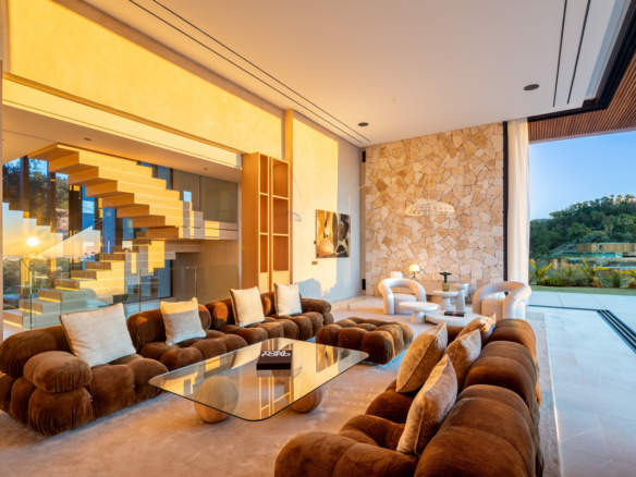 Villa for sale in Benahavís