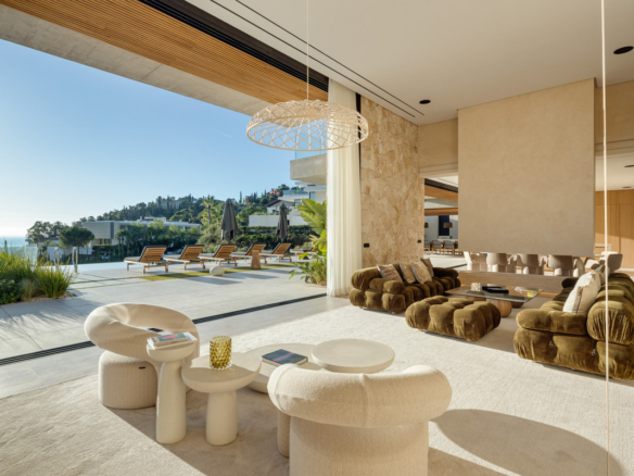 Villa for sale in Benahavís