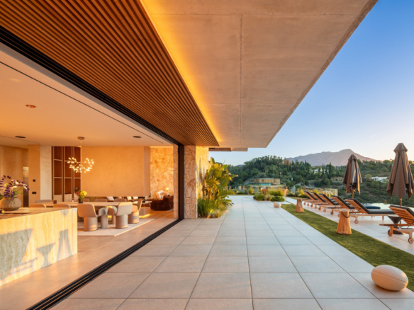 Villa for sale in Benahavís