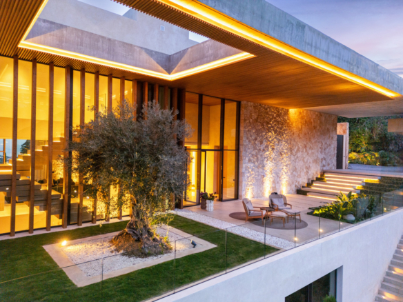 Villa for sale in Benahavís