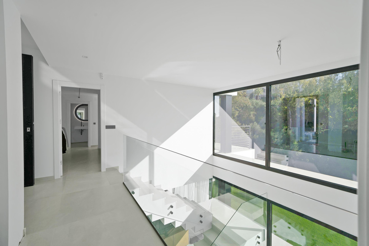 Villa for sale in Benahavís
