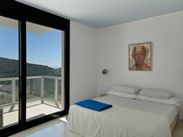 Villa for sale in Benahavís