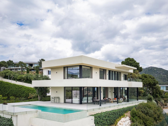 Villa for sale in Benahavís