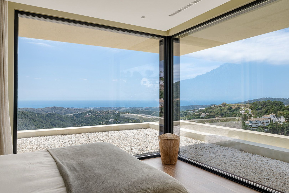 Villa for sale in Benahavís