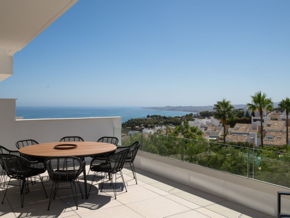 Villa for sale in Benalmadena