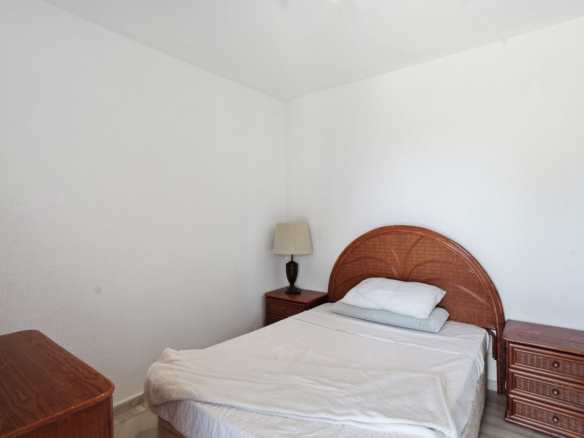 Villa for sale in Benalmadena