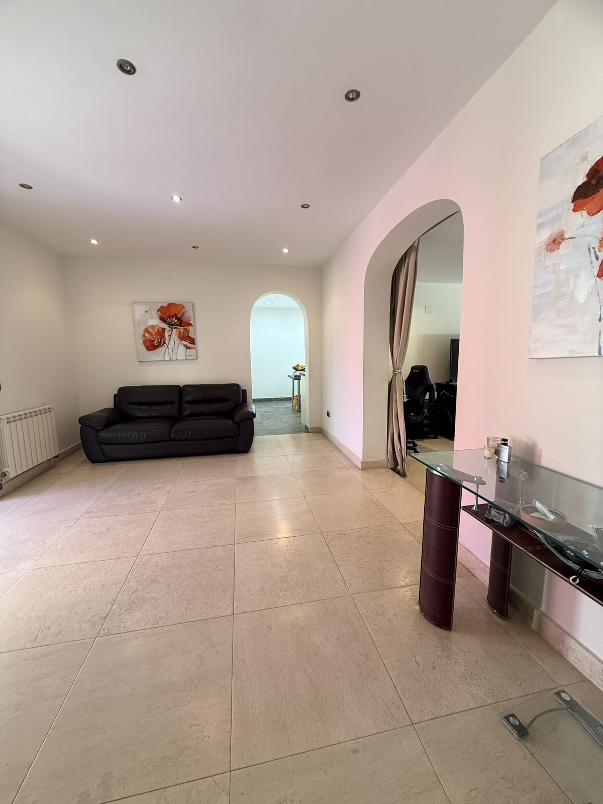 Villa for sale in Estepona