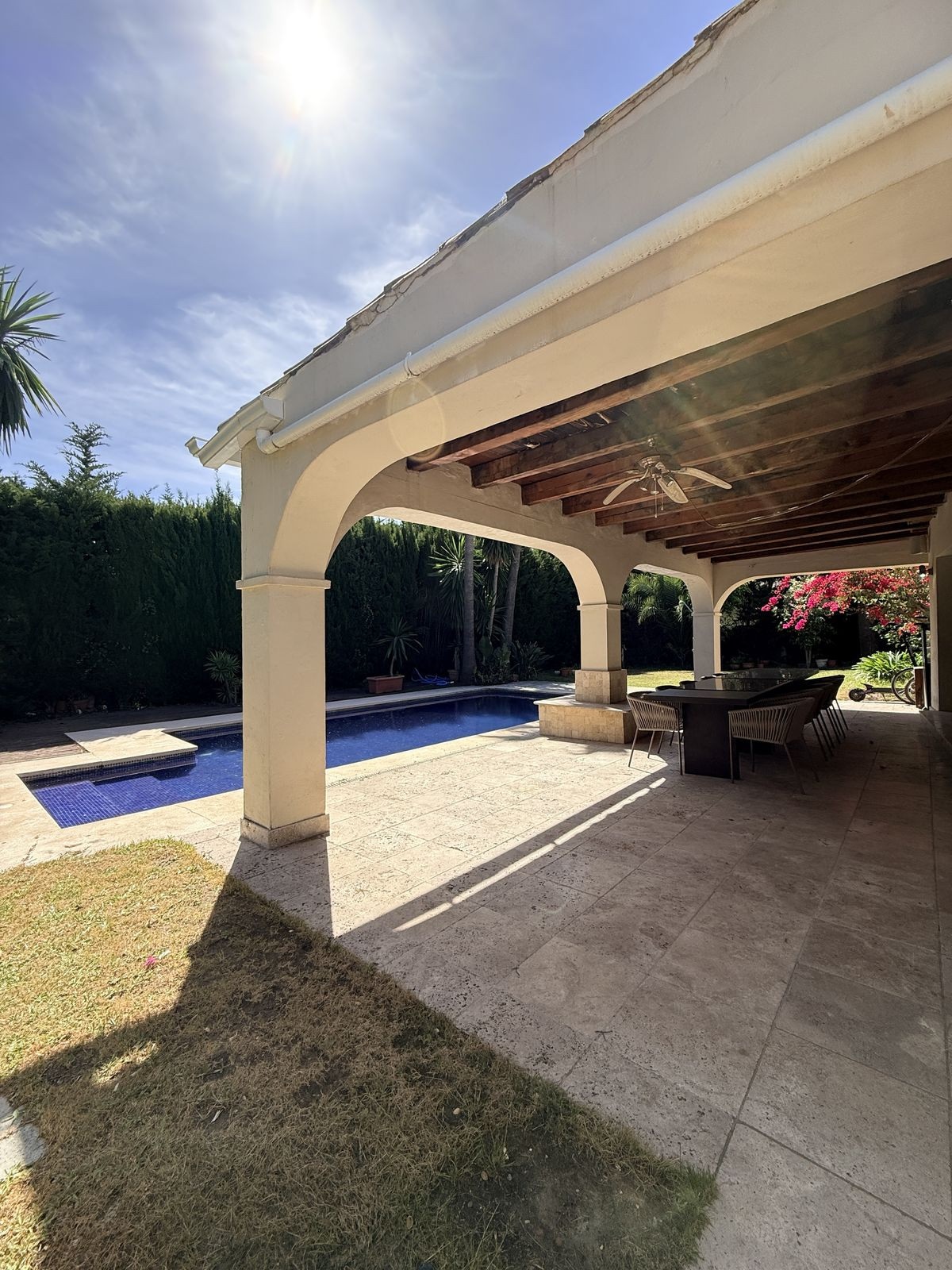 Villa for sale in Estepona