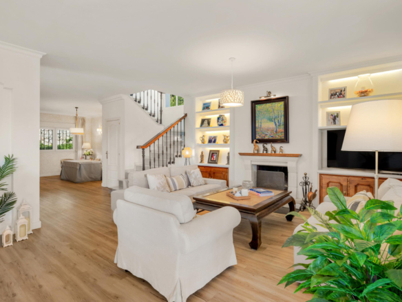Villa for sale in Estepona
