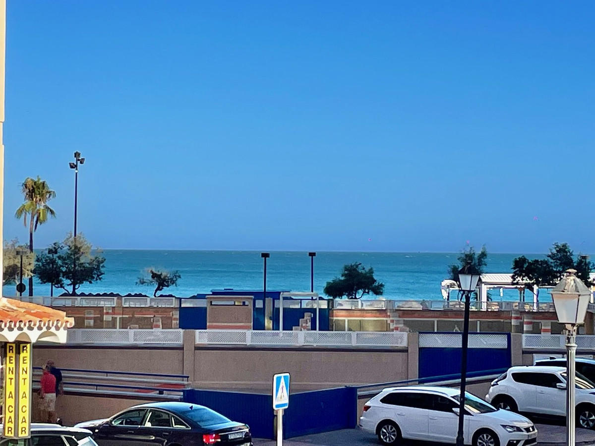 Villa-in-Fuengirola-Ref-R4145560 Villa for sale in Fuengirola
