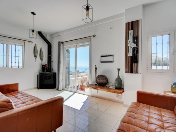 Villa for sale in Fuengirola
