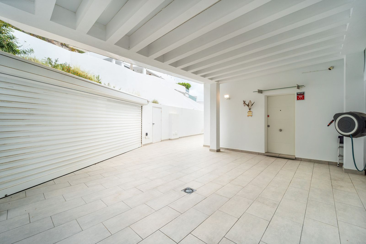 Villa for sale in Fuengirola
