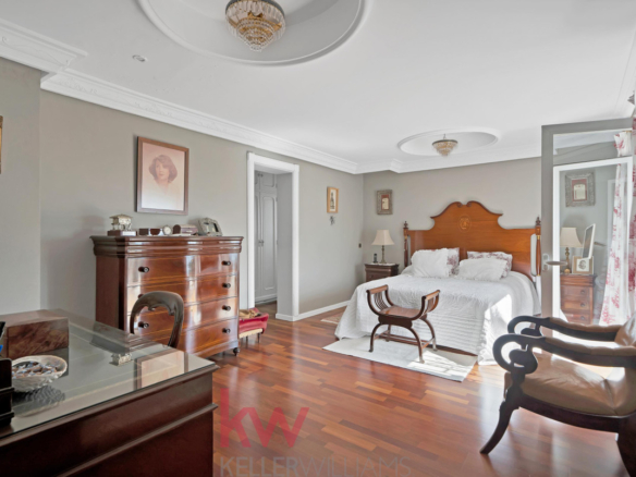 Villa for sale in Málaga