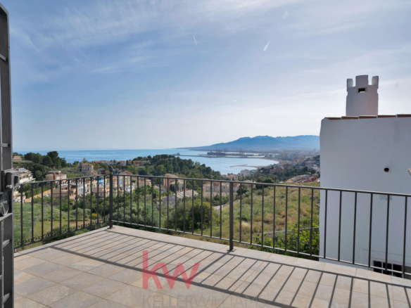 Villa for sale in Málaga