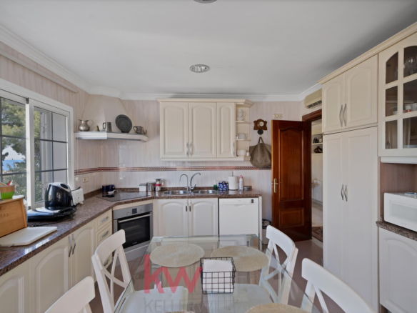 Villa for sale in Málaga