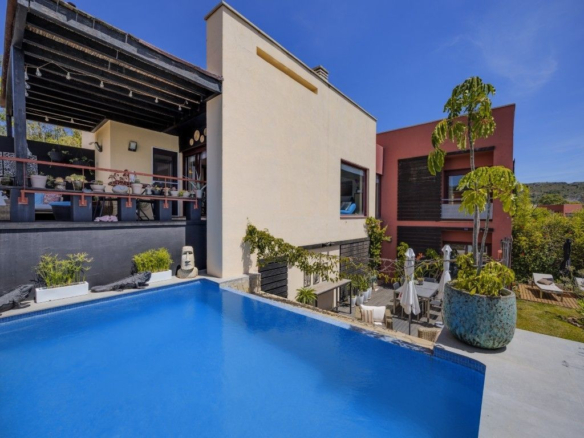 Villa for sale in Málaga