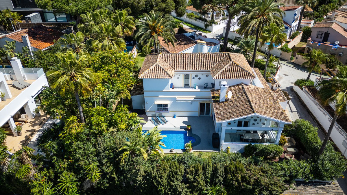 Villa for sale in Marbella