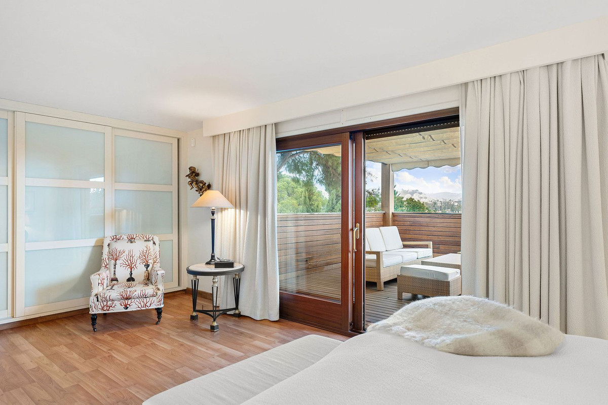 Villa for sale in Marbella
