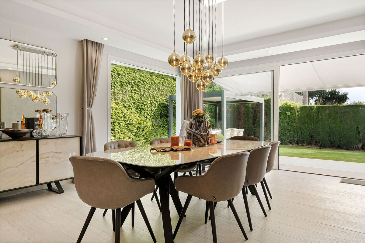 Villa for sale in Marbella