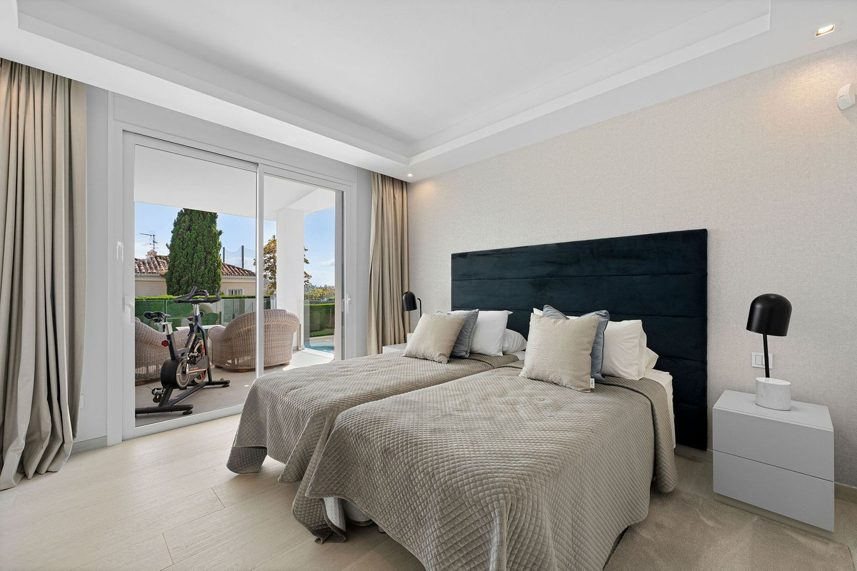 Villa for sale in Marbella