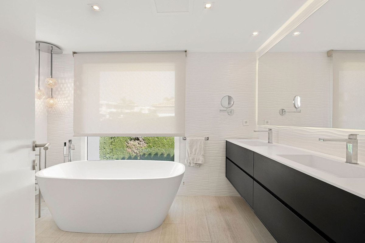 Villa for sale in Marbella