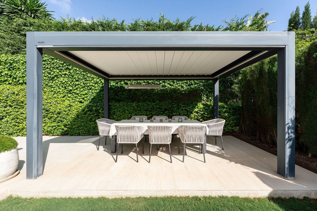 Villa for sale in Marbella