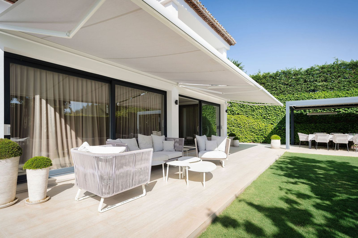 Villa for sale in Marbella