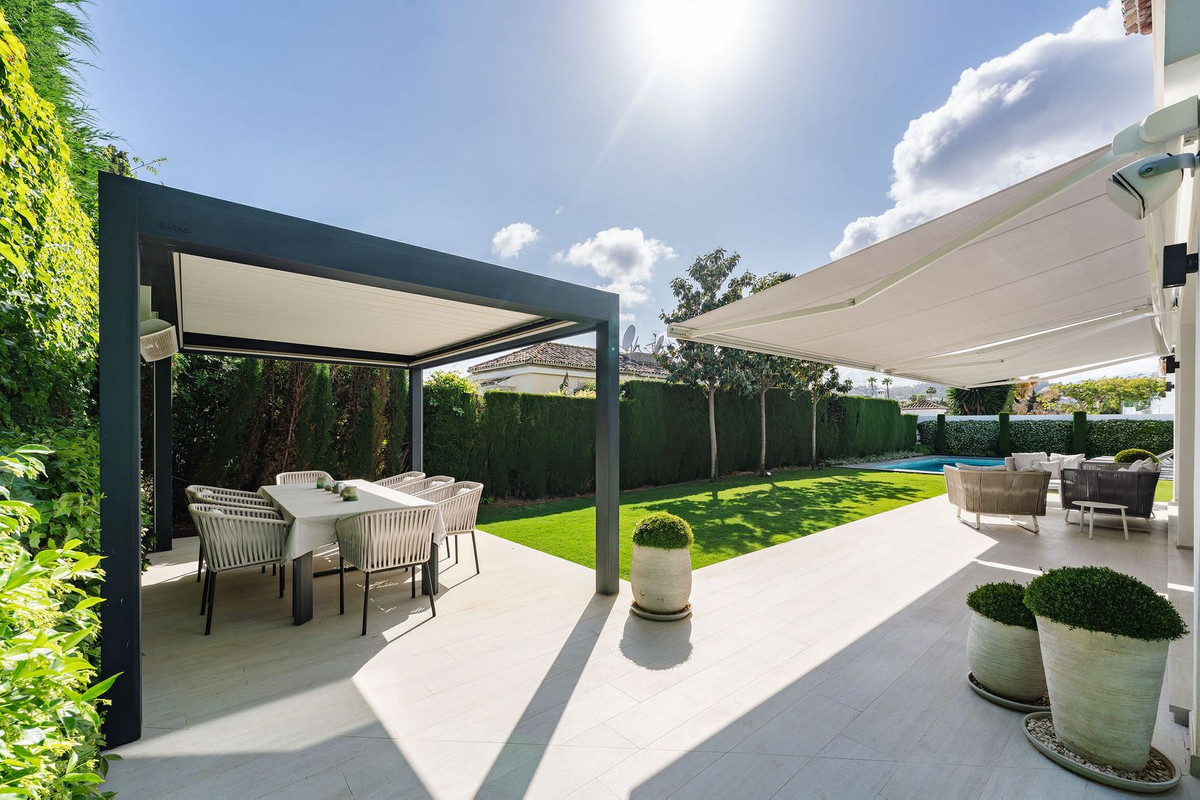 Villa for sale in Marbella