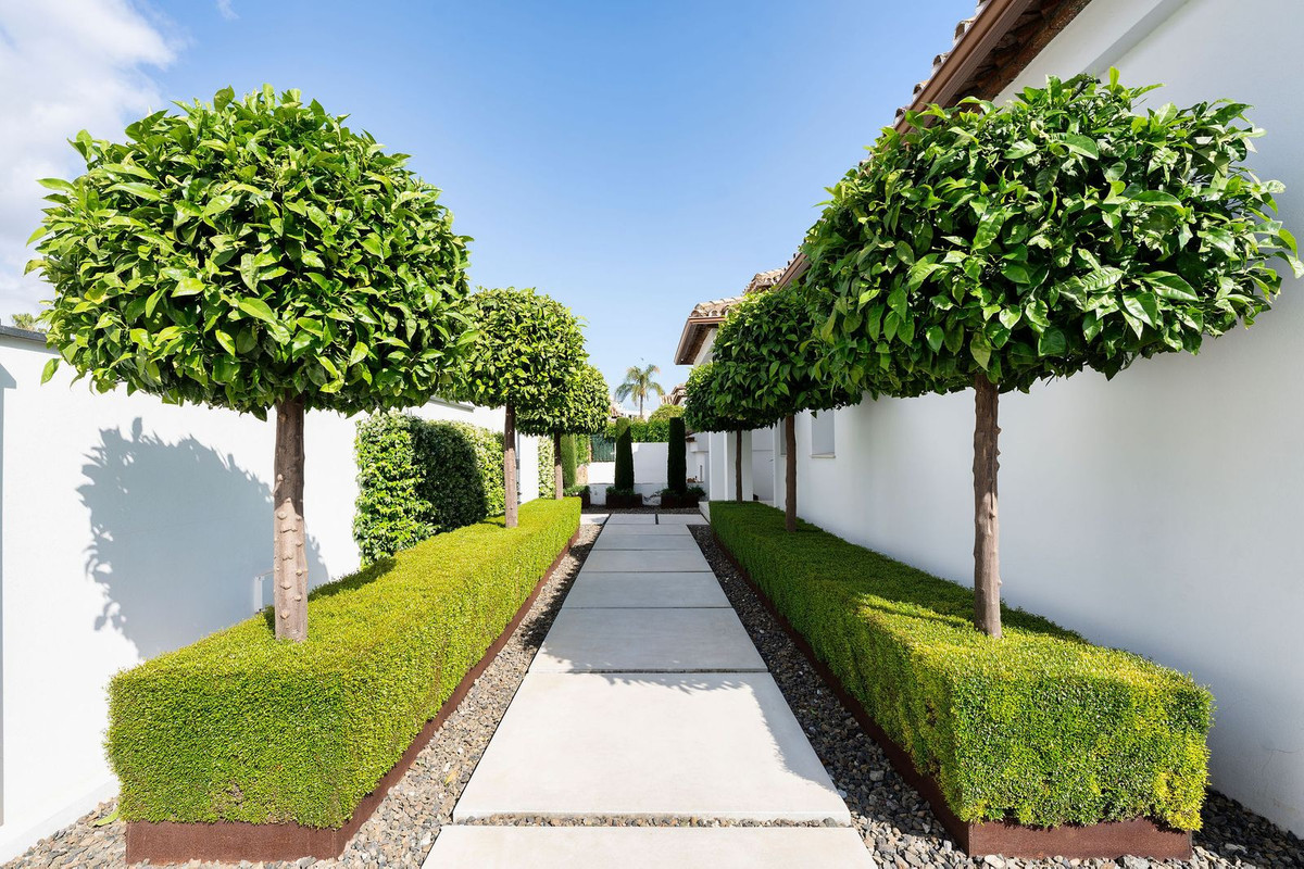 Villa for sale in Marbella