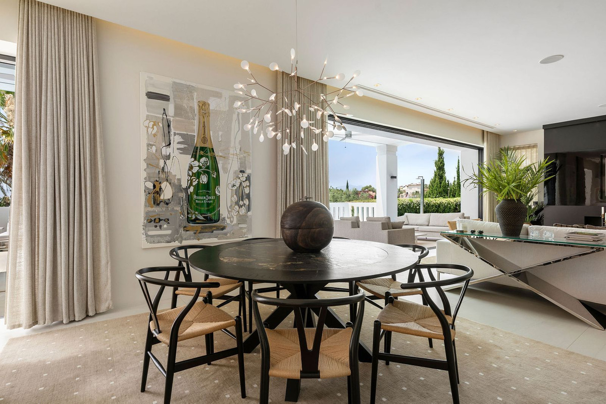 Villa for sale in Marbella