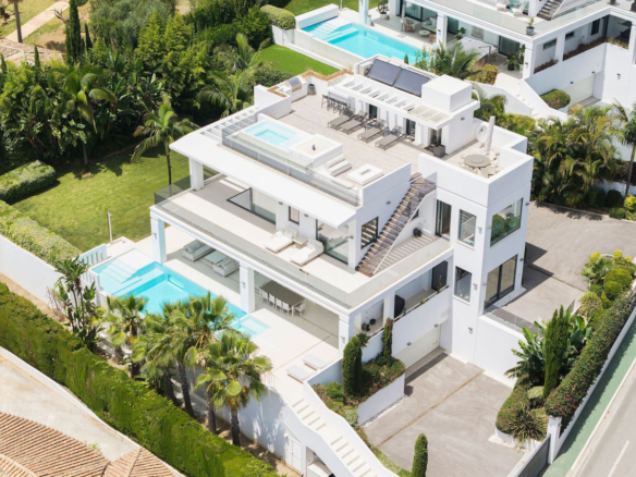 Villa for sale in Marbella
