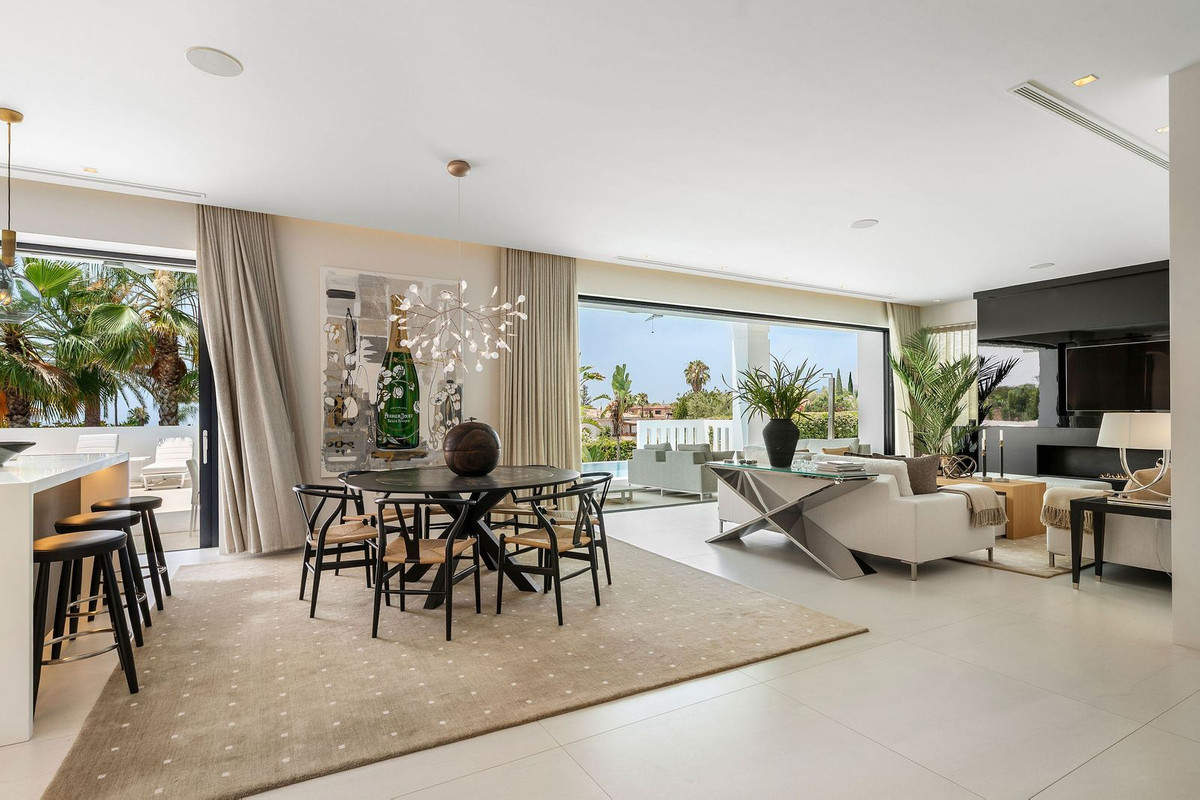 Villa for sale in Marbella