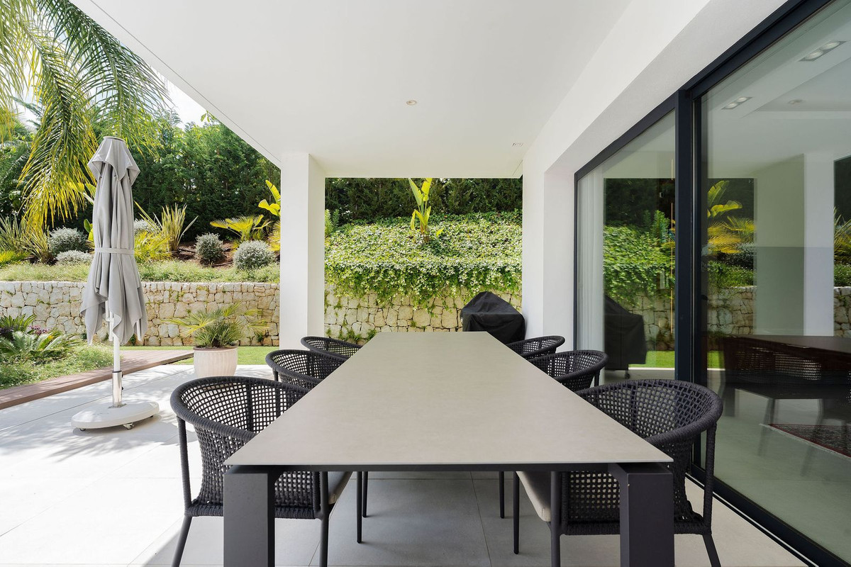 Villa for sale in Marbella