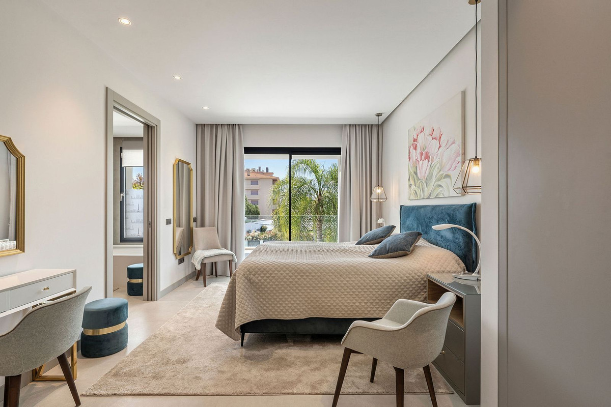 Villa for sale in Marbella