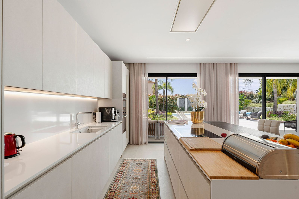Villa for sale in Marbella