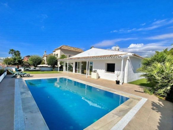 Villa for sale in Marbella