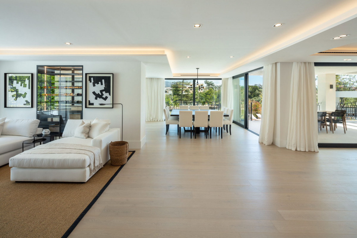 Villa for sale in Marbella