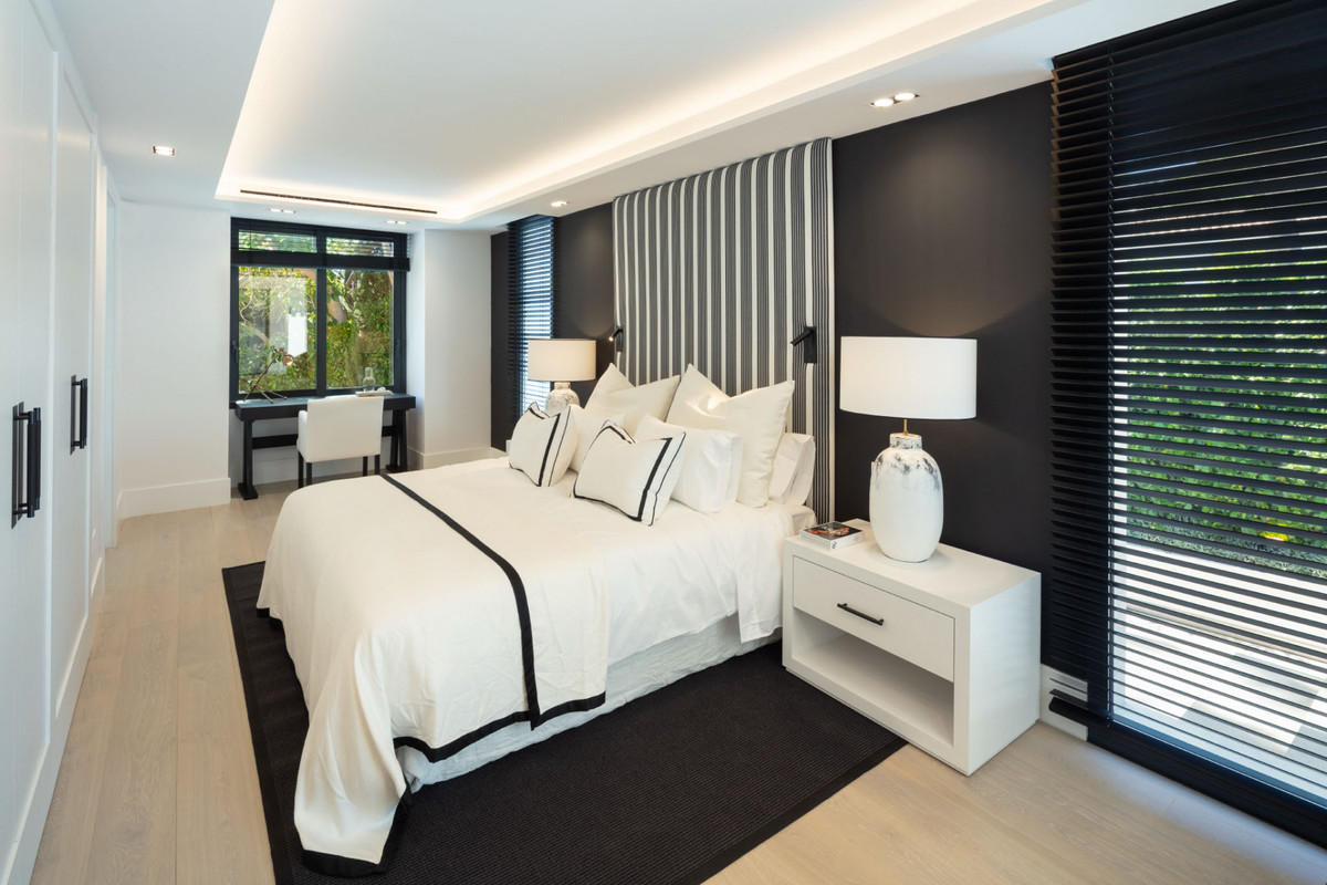 Villa for sale in Marbella