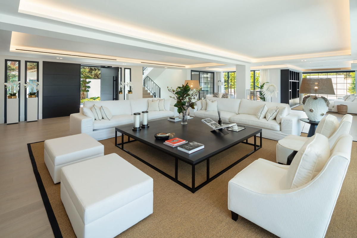 Villa for sale in Marbella