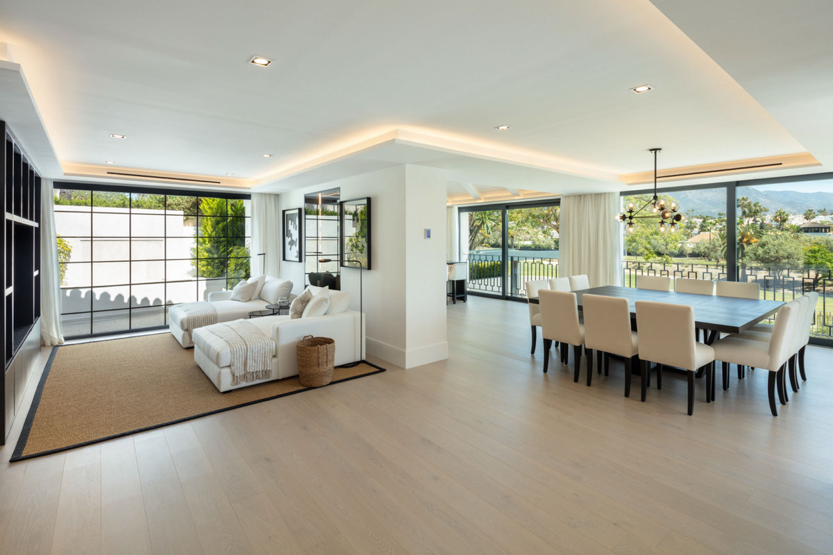 Villa for sale in Marbella