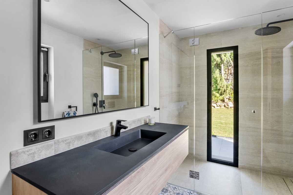 Villa for sale in Marbella