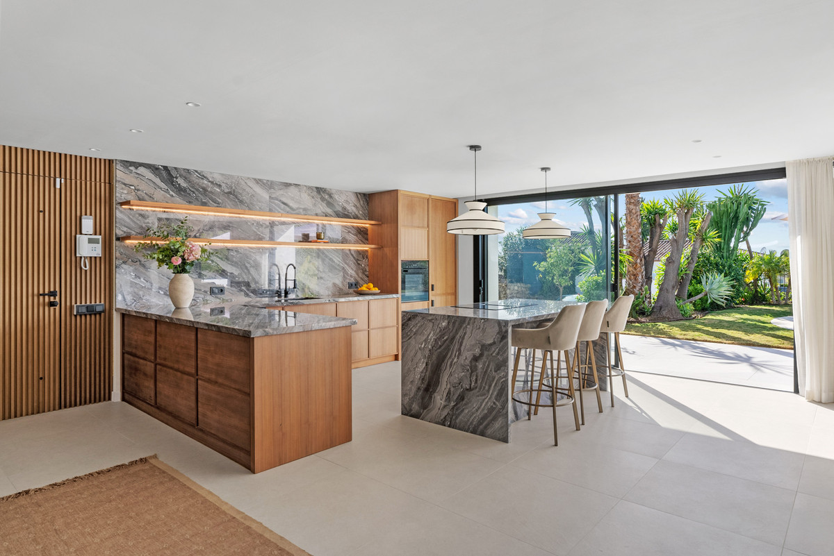 Villa for sale in Marbella