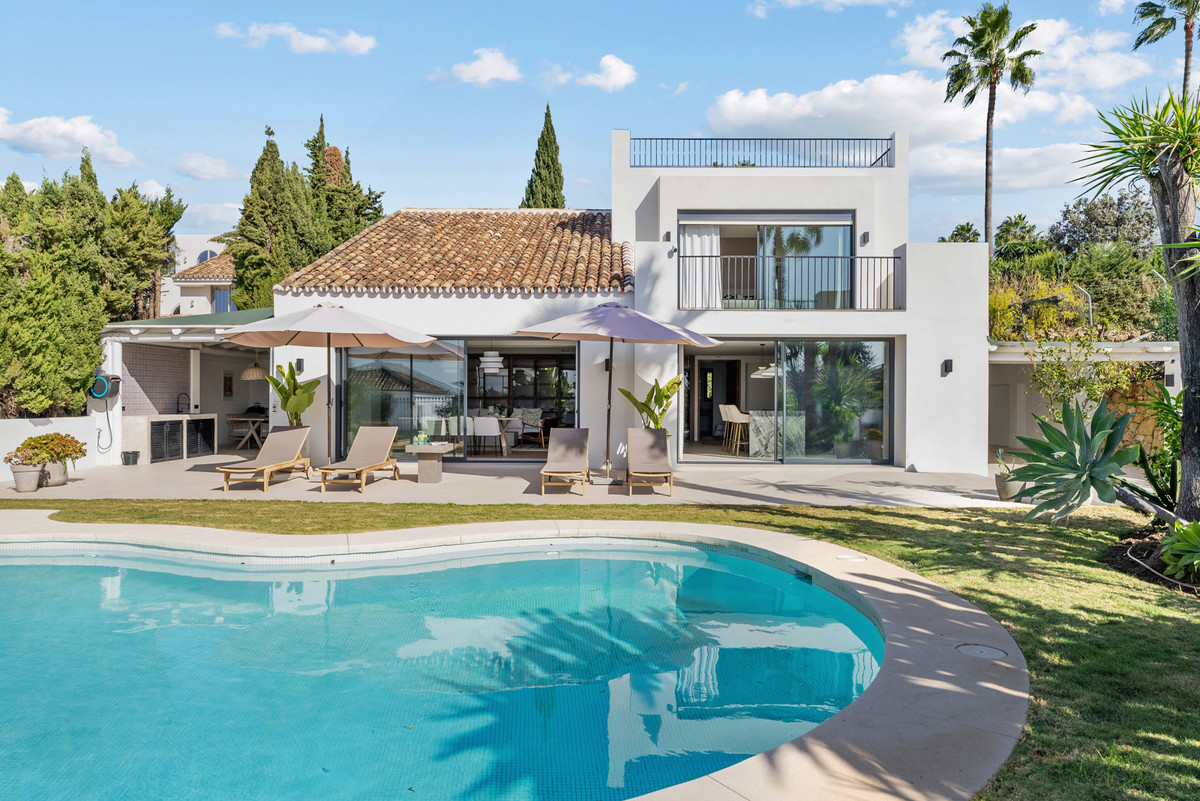 Villa for sale in Marbella