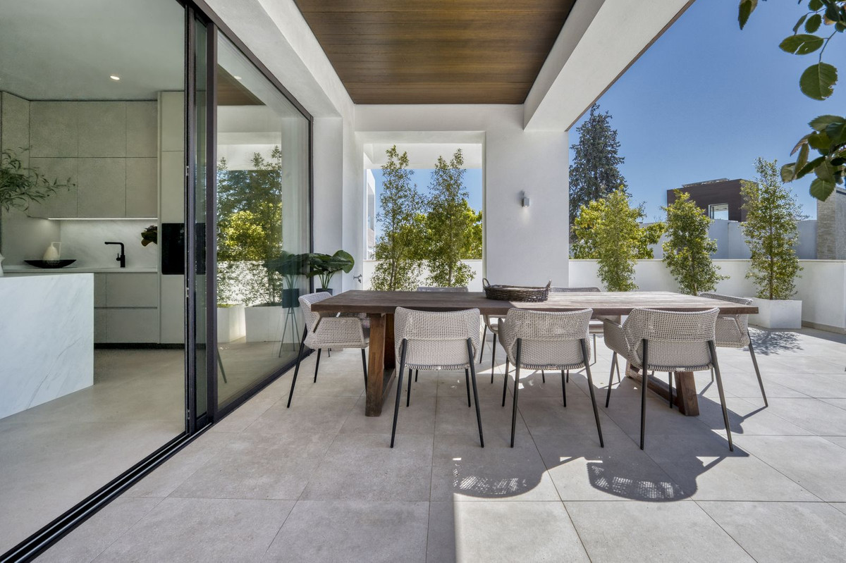Villa for sale in Marbella
