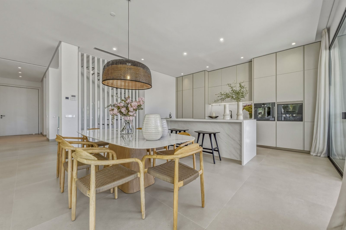 Villa for sale in Marbella