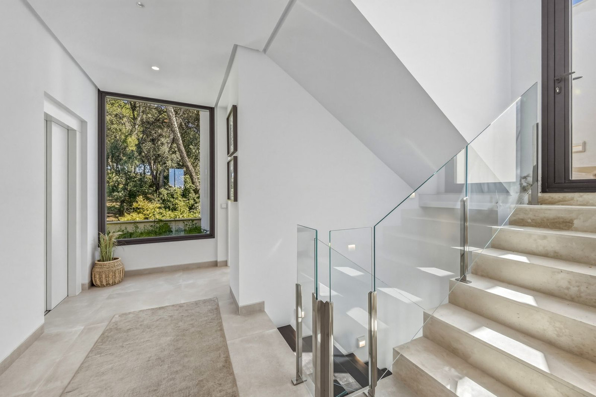 Villa for sale in Marbella