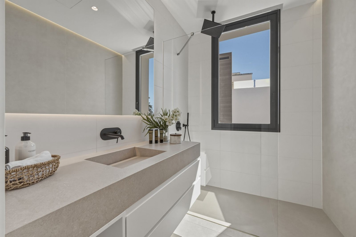 Villa for sale in Marbella