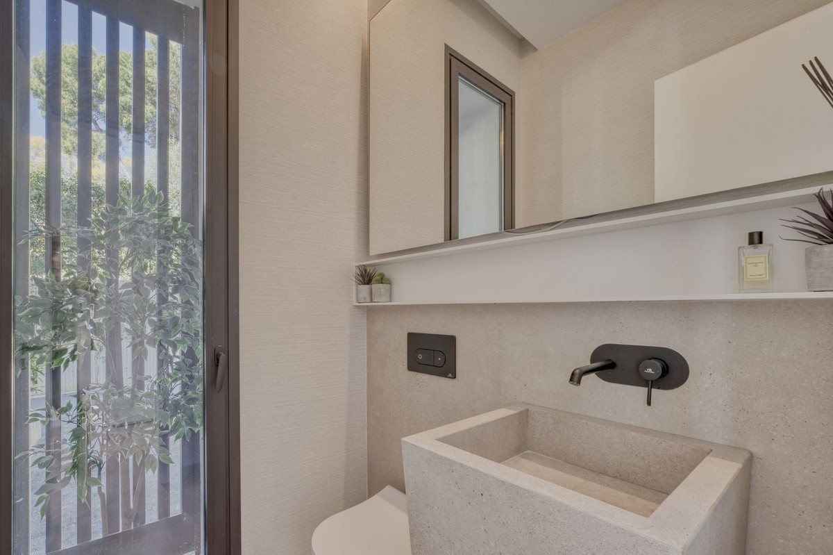 Villa for sale in Marbella