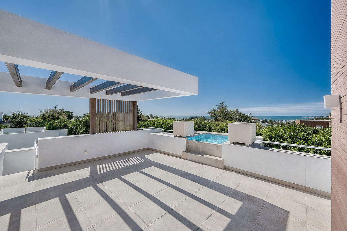 Villa for sale in Marbella