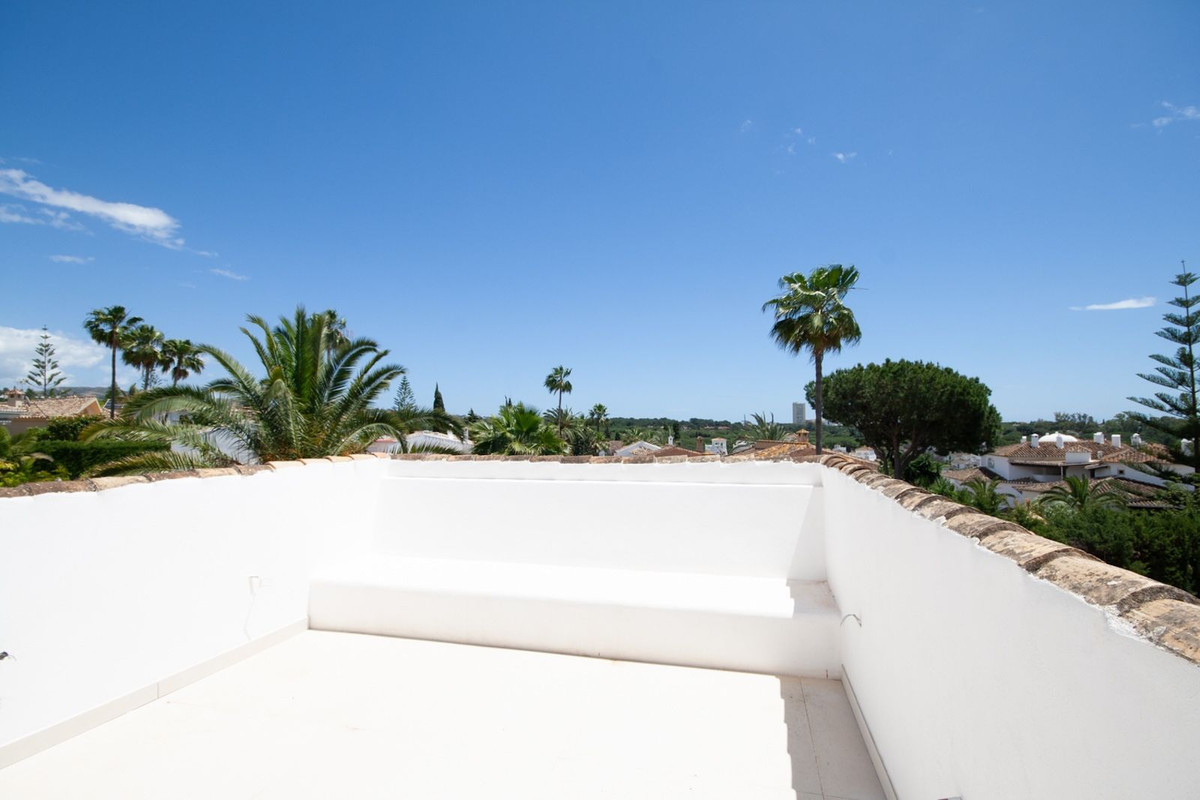 Villa for sale in Marbella